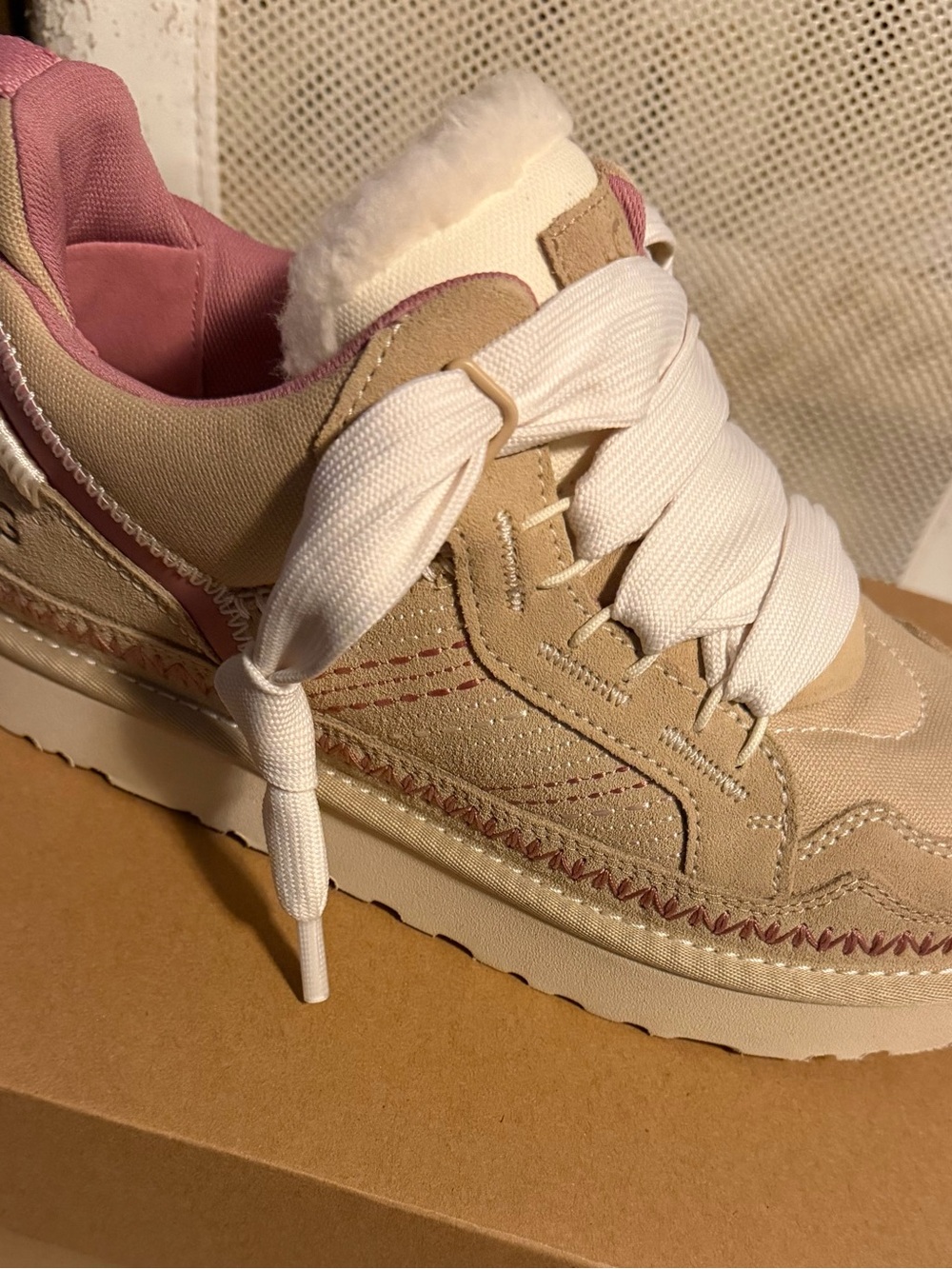 UGG lowmel Meadow Tan Sneakers with Pink Lining and White Laces - Picture 7 of 7